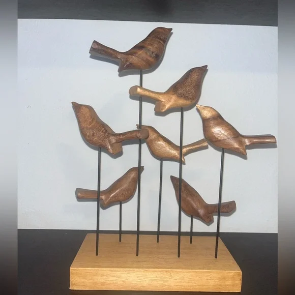 Beautiful wood decor - Picture 2 of 4